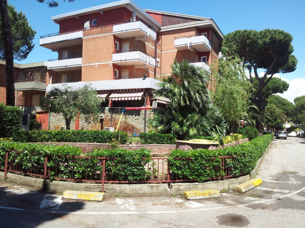 Hotel Grifone Principina a Mare Exterior foto